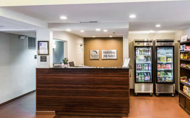 photo 2 of Sleep Inn & Suites Pittsburgh Airport