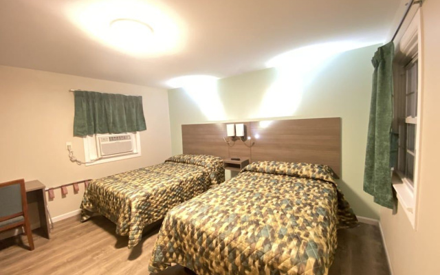 photo 5 of Sleepy Hollow Motel