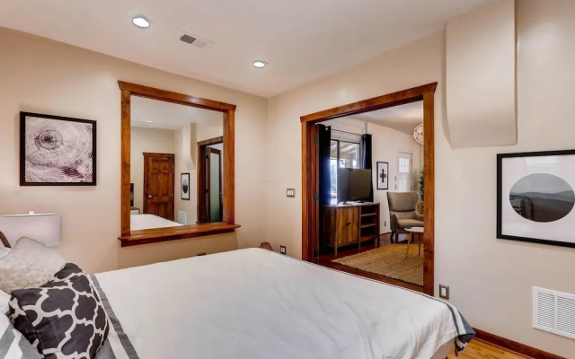photo 5 of Sloan's Lake Solitude Intimate Carriage House