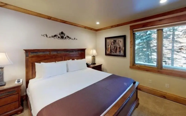 photo 3 of Slopeside 1 Bedroom Gold at Golden Peak in Vail