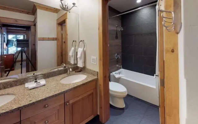 photo 4 of Slopeside 1 Bedroom Gold at Golden Peak in Vail