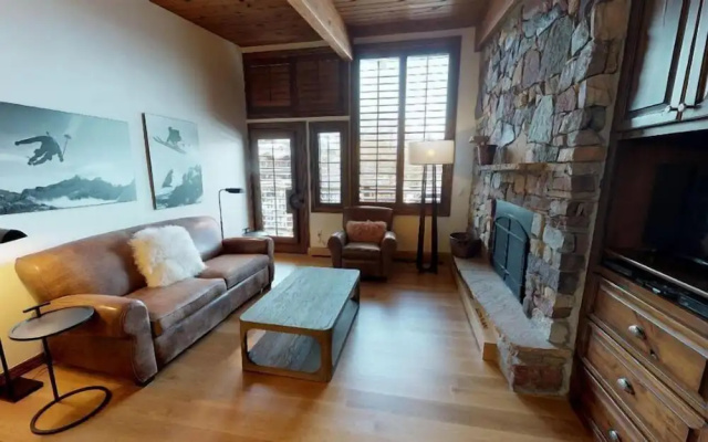 photo 2 of Slopeside 1 Bedroom Platinum-rated Residence at Golden Peak