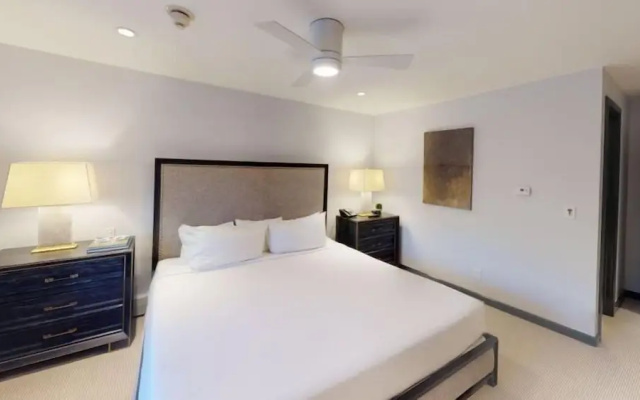photo 5 of Slopeside 3 Bedroom Platinum-rated Residence at Golden Peak, Steps to Vail Village
