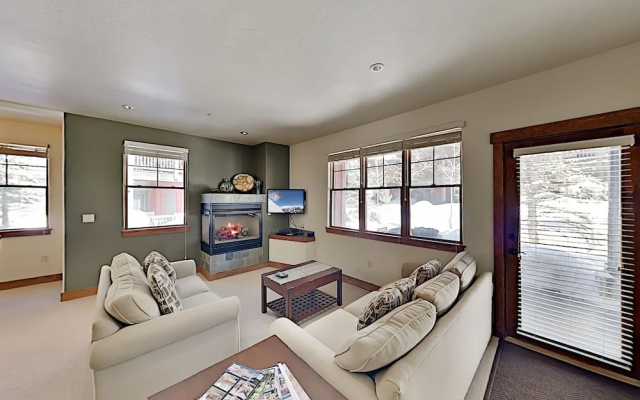 photo 2 of Slopeside : Hot Tub, Walk To Lifts & Village! 2 Bedroom Condo