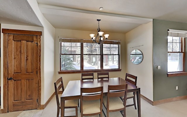 photo 5 of Slopeside : Hot Tub, Walk To Lifts & Village! 2 Bedroom Condo