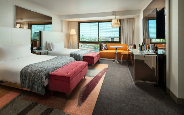 photo 4 of SLS Hotel, a Luxury Collection Hotel, Beverly Hills