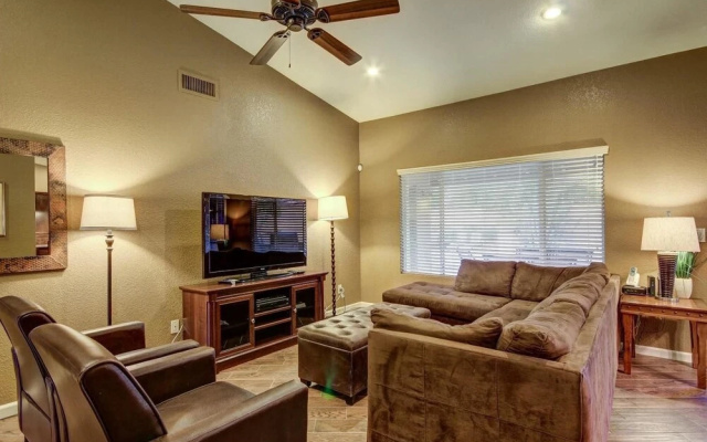 photo 2 of SLS Janice Luxury Home - FREE Heated Pool, Spa, Pool Table & More