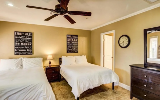 photo 4 of SLS Tatum Retreat - FREE Heated Pool & Spa