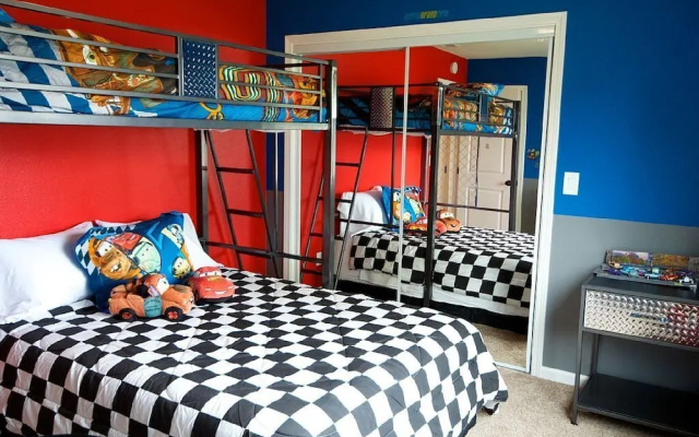 photo 5 of Small World 5 Bedroom Home