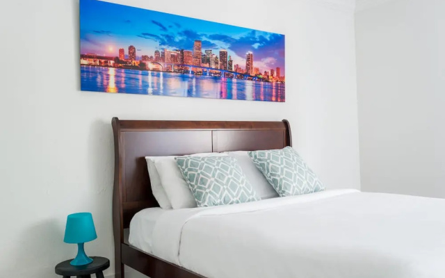 photo 3 of Smart 1BR in Coconut Grove by Sonder