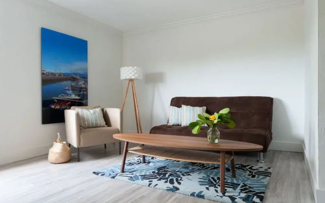 photo 5 of Smart 1BR in Coconut Grove by Sonder