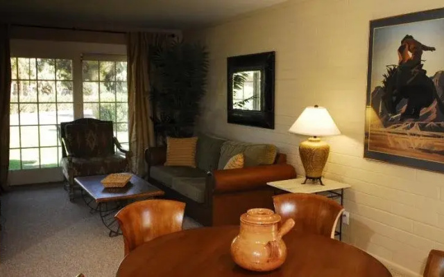 photo 2 of SmokeTree Resort and Bungalows