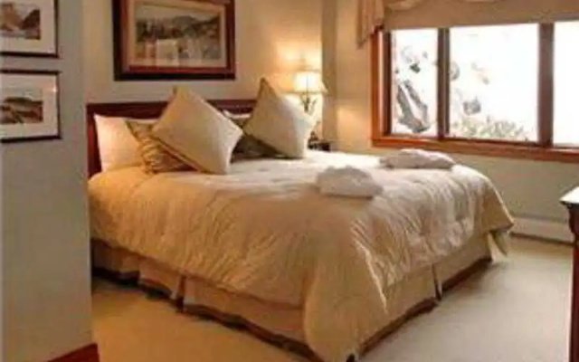 photo 2 of Bachelor Gulch Village