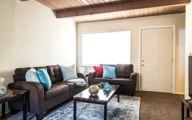 photo 2 of Snug Richmond Two Bed