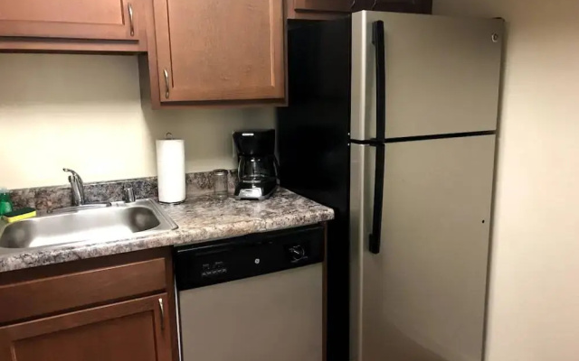 photo 5 of SoBe 7th St. Apartments