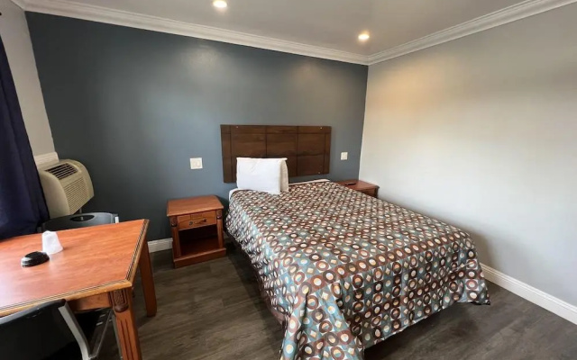 photo 4 of Sofi Motel