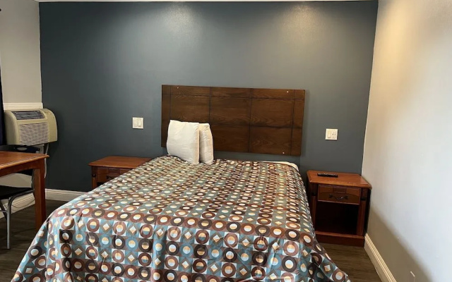 photo 5 of Sofi Motel