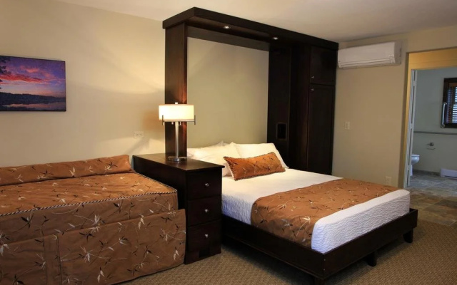 photo 4 of Sojourn Lakeside Resort