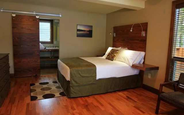 photo 5 of Sojourn Lakeside Resort