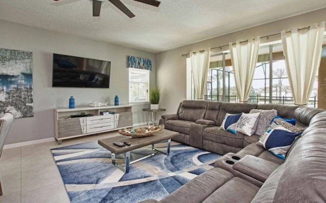 photo 2 of Solara - 9 Bedrooms House W/pool-8103sa Home