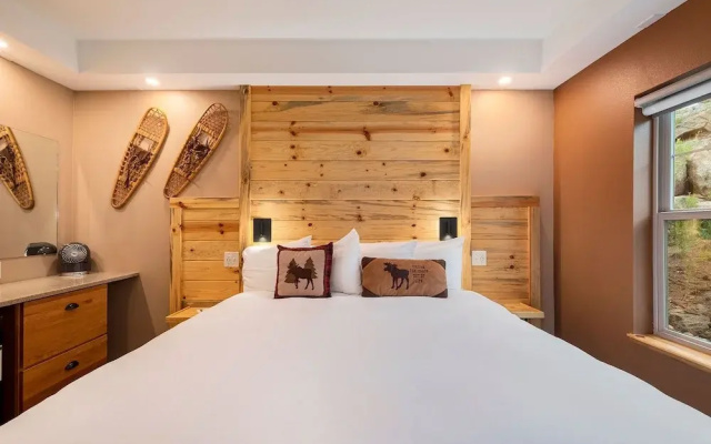 photo 2 of Solitude Moose Room 102 - Estes Park 1 Bedroom Studio by RedAwning