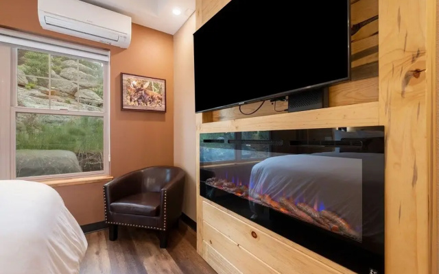 photo 5 of Solitude Moose Room 102 - Estes Park 1 Bedroom Studio by RedAwning