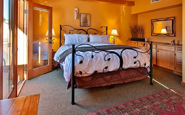 photo 2 of Solstice Suites