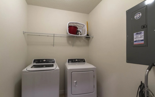 photo 5 of Solterra 4678