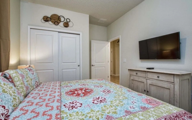 photo 5 of Solterra - 5 Bedrooms Townhome w/Spashpool-7041SR