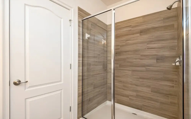 photo 2 of Solterra - 5212 Oakbourne Avenue