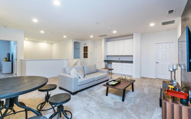 photo 4 of Solterra - 6025 Broad Oak Drive