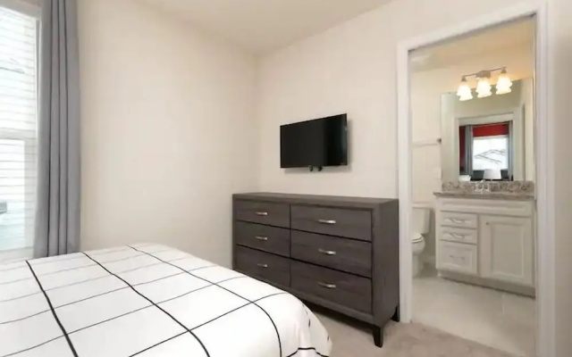 photo 3 of Solterra Resort 5br W/pool Spa New Disney!