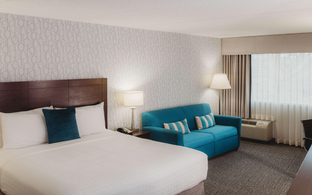 photo 4 of Somerset Inn