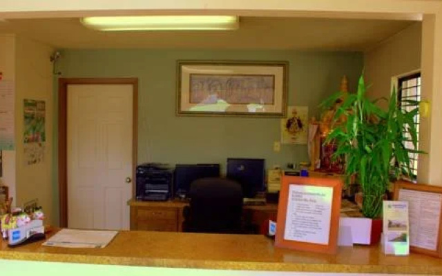 photo 2 of Somerville Inn and Suites