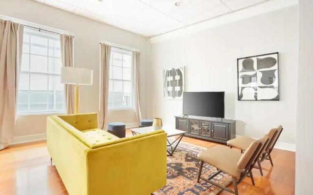 photo 4 of Sonder Baronne Manor