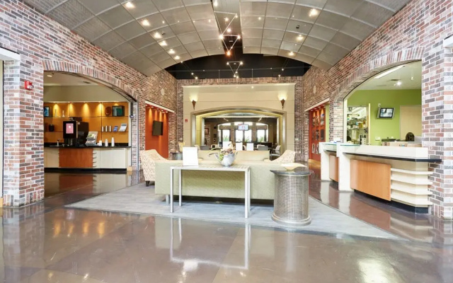 photo 2 of Ballpark Lofts by Sonder
