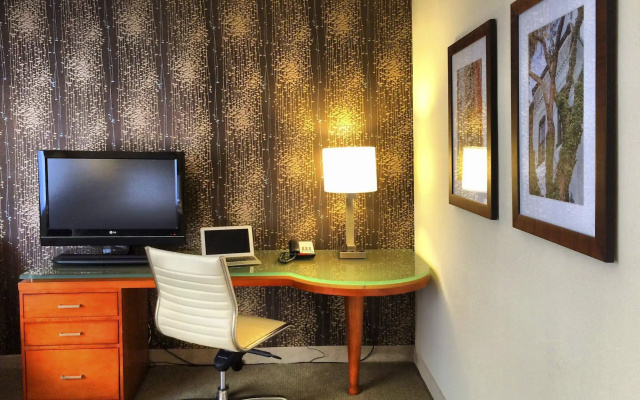 photo 4 of Georgetown Suites