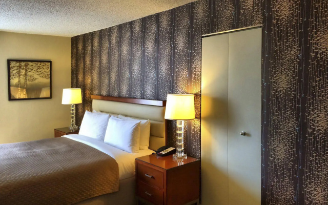 photo 5 of Georgetown Suites