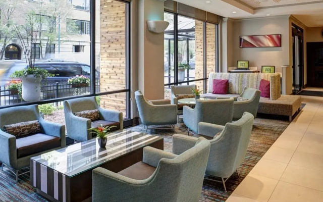 photo 2 of Sonesta ES Suites Chicago Downtown Magnificent Mile (ex. Residence Inn by Marriott Chicago Downtown
