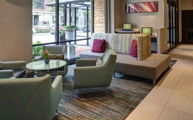 photo 3 of Sonesta ES Suites Chicago Downtown Magnificent Mile (ex. Residence Inn by Marriott Chicago Downtown