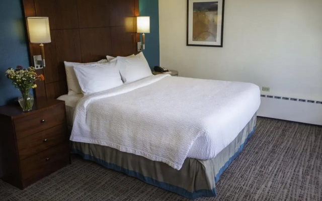 photo 4 of Sonesta ES Suites Chicago Downtown Magnificent Mile (ex. Residence Inn by Marriott Chicago Downtown