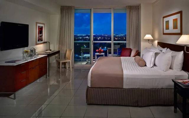 photo 4 of Sonesta Residences By Sunnyside Retreats