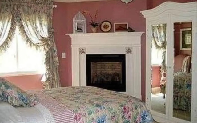photo 2 of Songbird Prairie Bed & Breakfast
