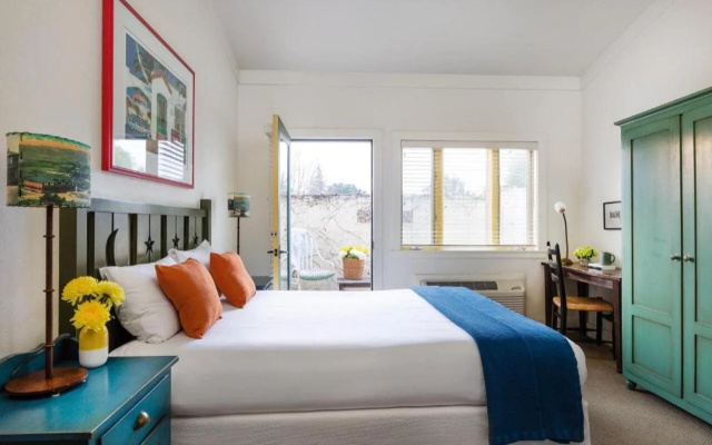 photo 3 of Sonoma Creek Inn