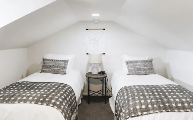 photo 3 of Sonoma's Best Cottages