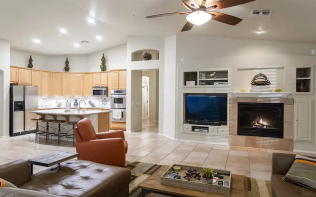 photo 2 of Sonoran Desert Retreat 4 BR by Casago