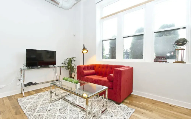 photo 5 of Sophisticated 1BR in Wicker Park by Sonder
