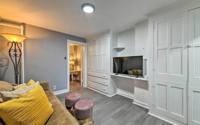 photo 3 of Sophisticated Albany Vacation Rental