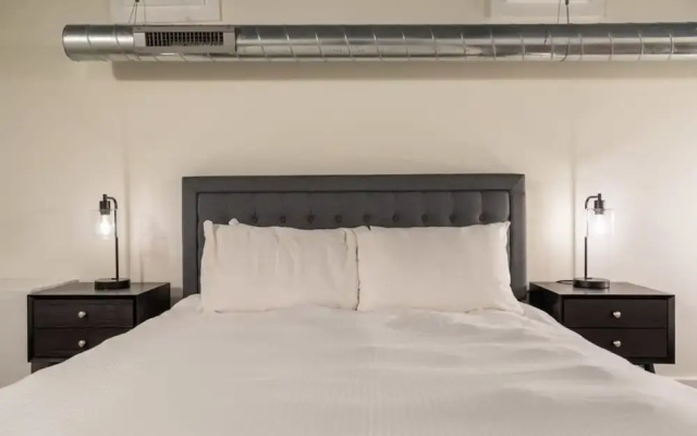 photo 5 of Sosuite 2BR Loft w Shared W/d, Gym, Lounge