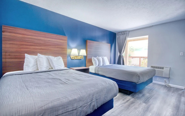 photo 5 of South Seas Ocean Front
